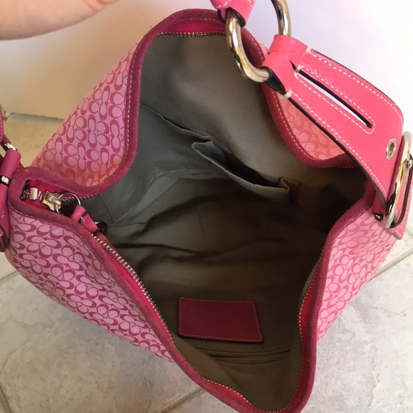 Coach pink purse. Real Coach brand. - Picture 7 of 14